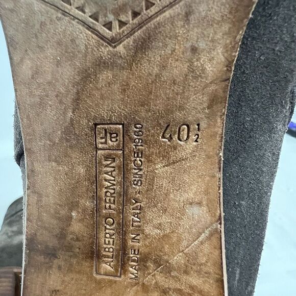 Alberto Fermani Womens Size 40.5 Suede Ankle Boots Booties Heeled Brown Taupe - Picture 9 of 9